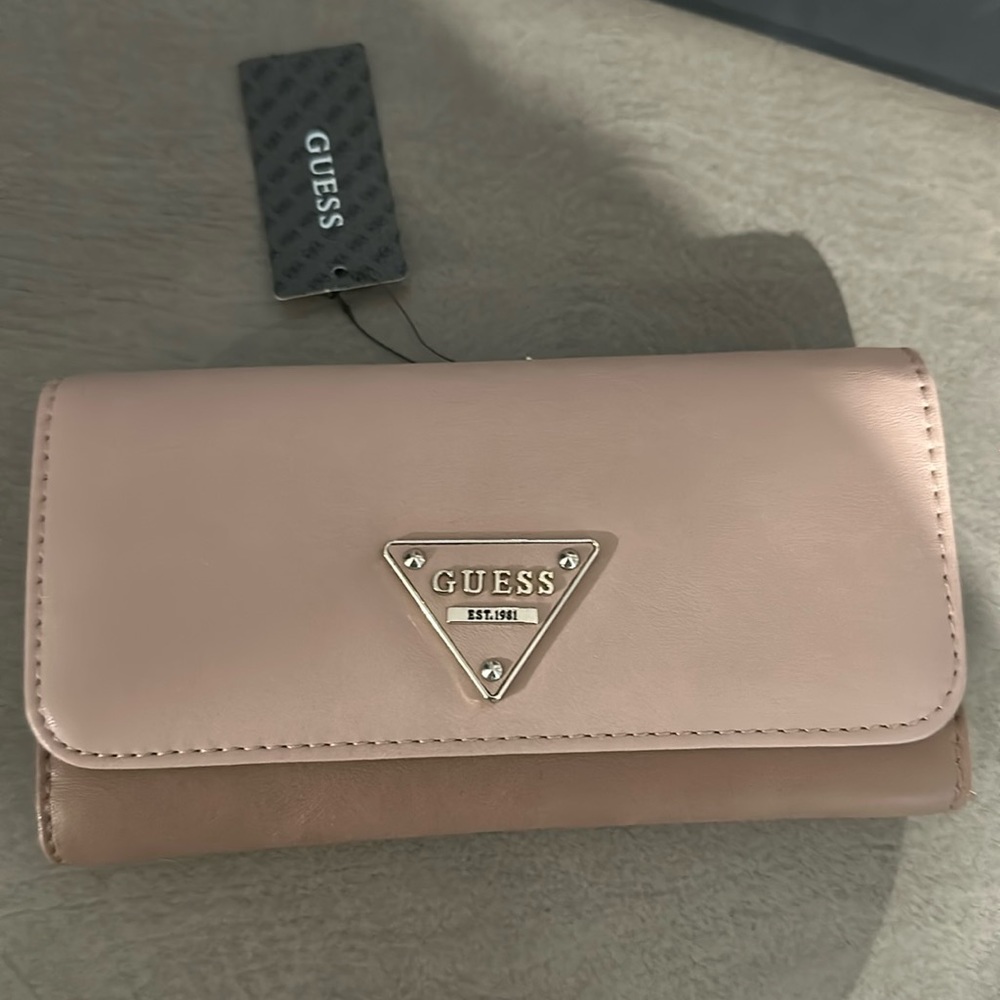 Guess Wallet